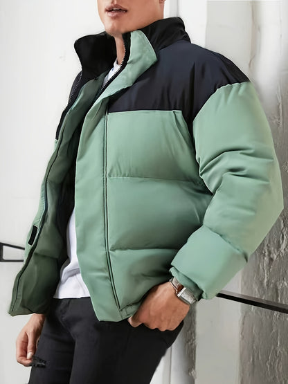 Տղամարդու ձմեռային գունային բլոկներով բաճկոն՝ կանգնած օձիքով - սև և առօրյա տաք վերարկու՝ բացօթյա օգտագործման համար, պոլիեսթերով լցված կայծակաճարմանդ առջևի մասով, սովորական չափսի՝ ցուրտ եղանակի համար, չձգվող գործվածք