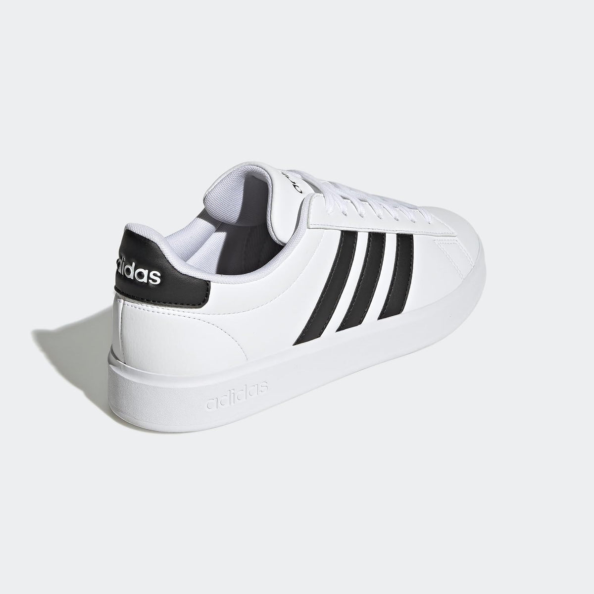 adidas Men's Mundial Team Turf Soccer Cleats