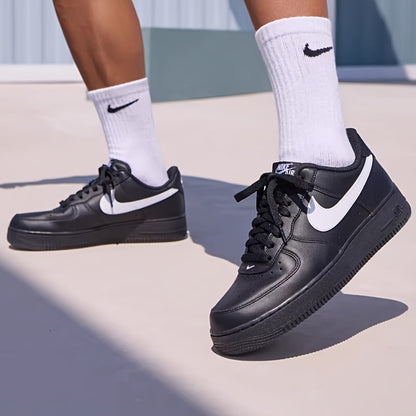 Nike Men's Casual Vintage Low-Top Sneakers with Durable Rubber Sole