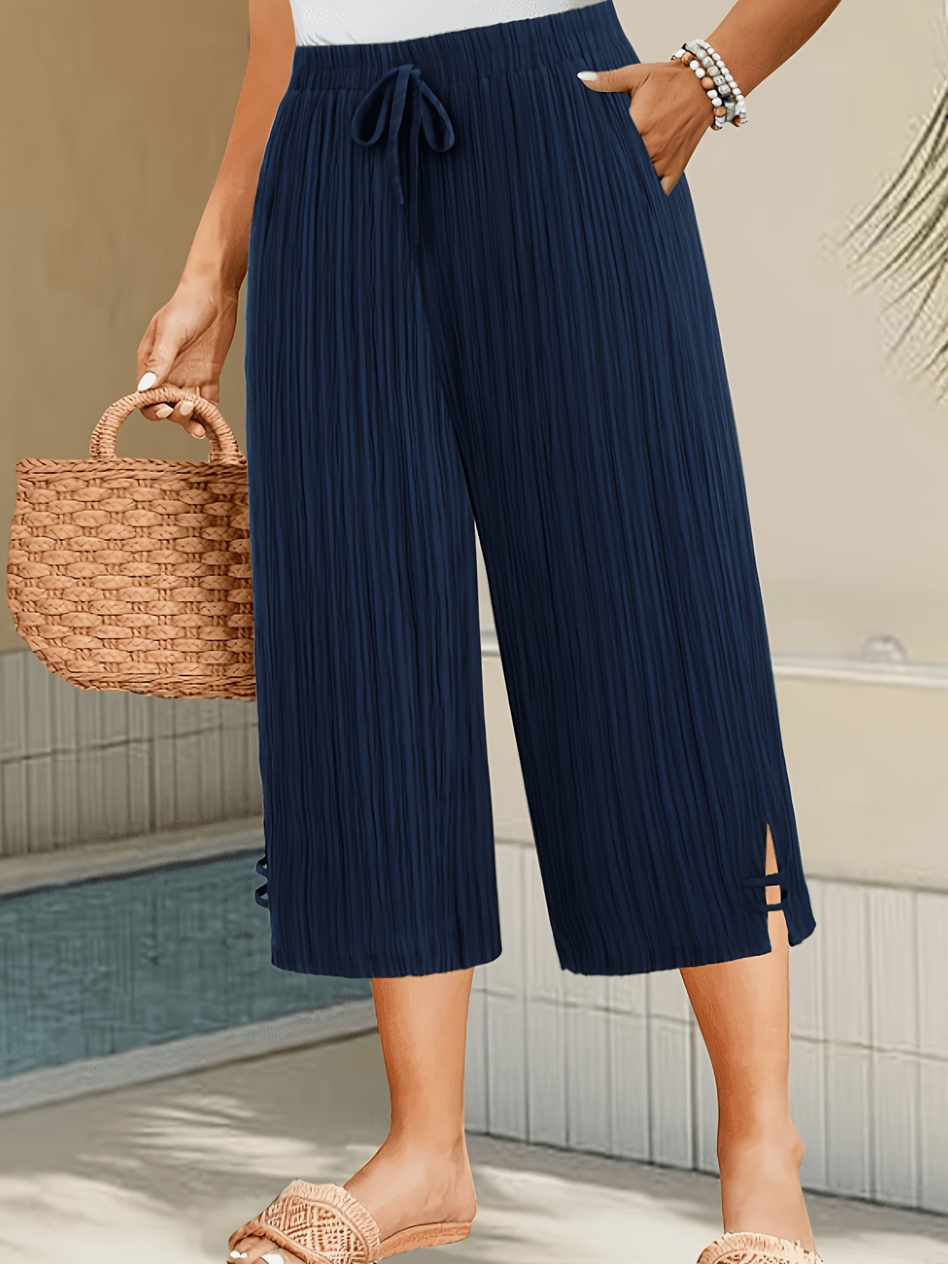 Elegant Women’s Wide-Leg Striped Pants for Spring and Summer