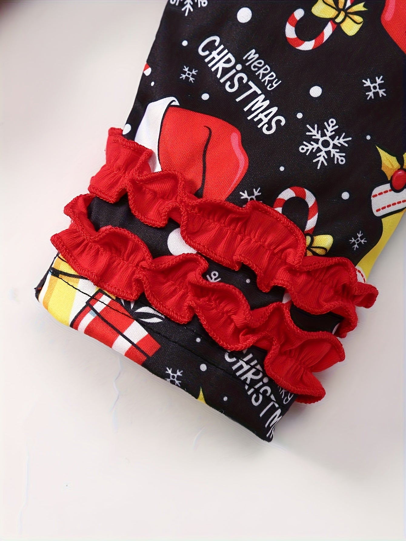 2 հատ եղջերուի ասեղնագործված երկար թևքերով զգեստներ + Սուրբ Ծննդյան գլխարկի նվերների տուփ՝ պատահական, լիարժեք տպագրությամբ կողքից պատրաստված տաբատների հավաքածու՝ աղջիկների համար, գեղեցիկ երեկույթի հանդերձանք, բացօթյա օգտագործման համար