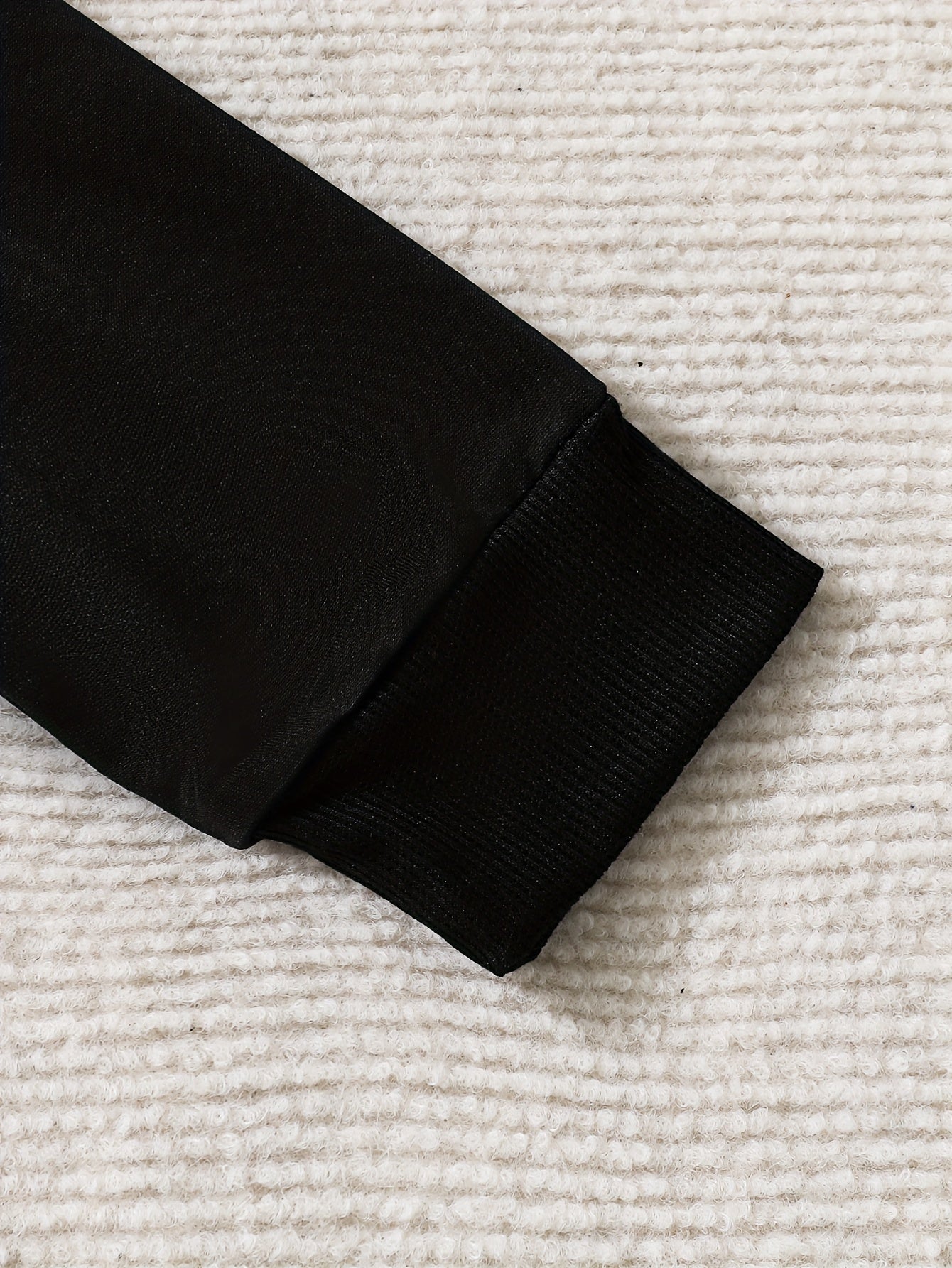 2 հատ տղայի «Թագավորական» նախշերով գլխարկով հանդերձանք, ոճային գունային բլոկներով կարված գլխարկի և տաբատի հավաքածու, մանկական հագուստ աշուն/ձմեռ բացօթյա հագուստի համար, որպես նվեր