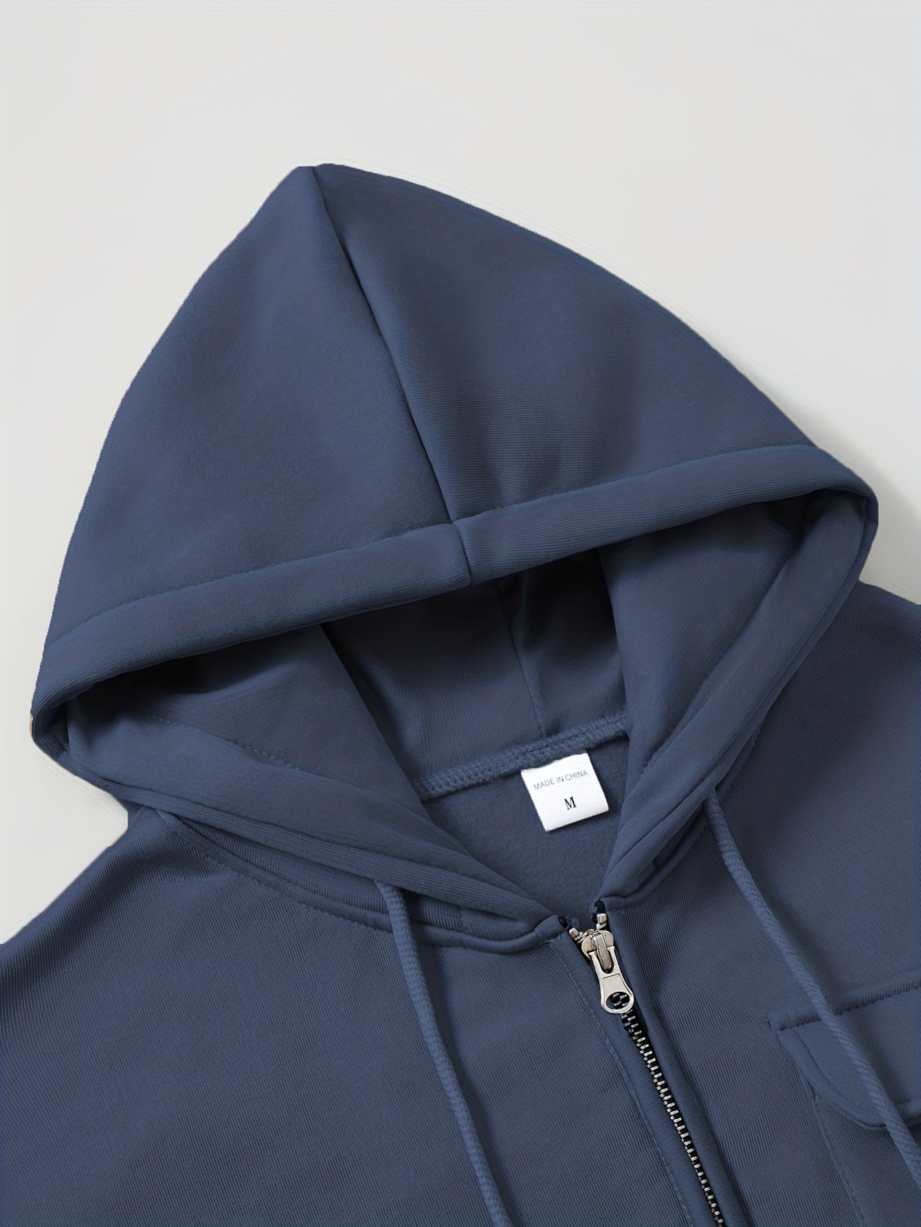 Men'S Minimalist Red & Christmas Tree Print Hooded Sweatshirt - Long Sleeve Casual Pullover with Piping, Regular Fit Winter Warmth for Holiday Parties, Outdoor Activities & Casual Attire, Christmas Sweatshirt, Seasonal Fashio