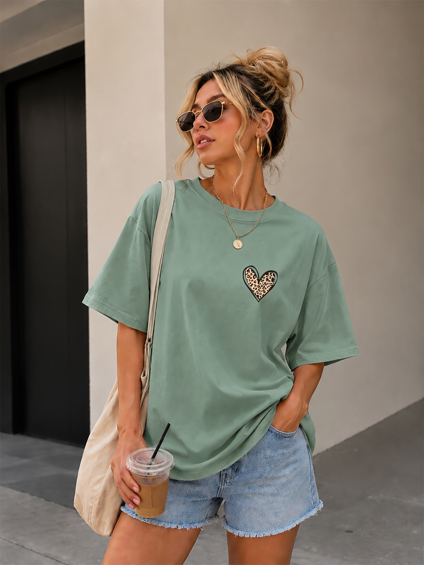 Women’s Loose Crew Neck Cotton T-Shirt with Leopard Heart Print