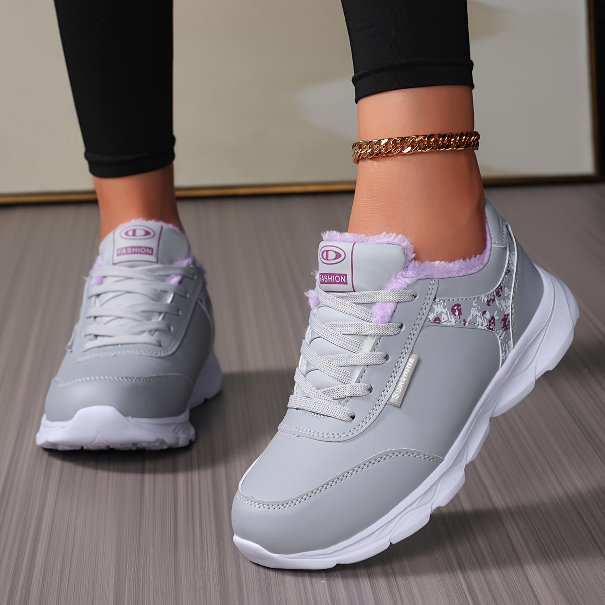 Կանացի ձմեռային ջերմային բրդանման կարճաճիտք կոշիկներ - մոխրագույն և վարդագույն սինթետիկ վերնամաս, ներբանային ճկունություն, կապերով ցածր կոճի ձնագնաց կոշիկներ սառույցի վրա քայլելու համար, ամենօրյա և - ցուրտ եղանակին դրսում կրելու տաք կոշիկներ