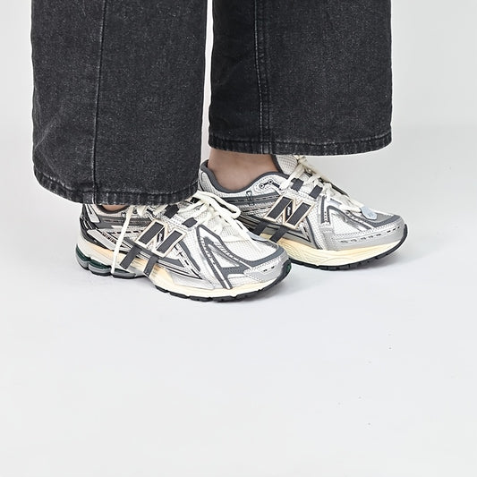 New Balance Unisex Low-Top Breathable Casual Sneakers