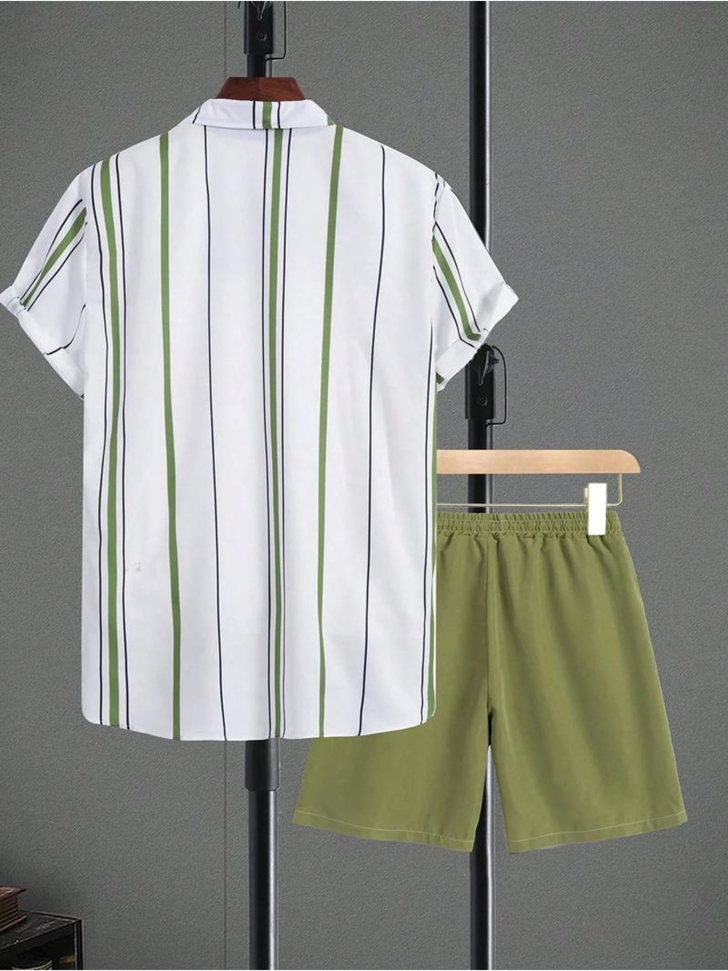 Men's Casual Summer Set - Striped Short-Sleeve Shirt & Shorts