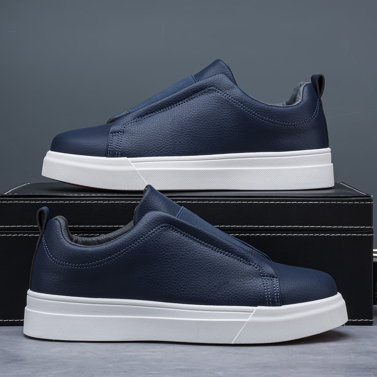 Men's Slip-On Skate Shoes PU Upper Solid Color All-Season