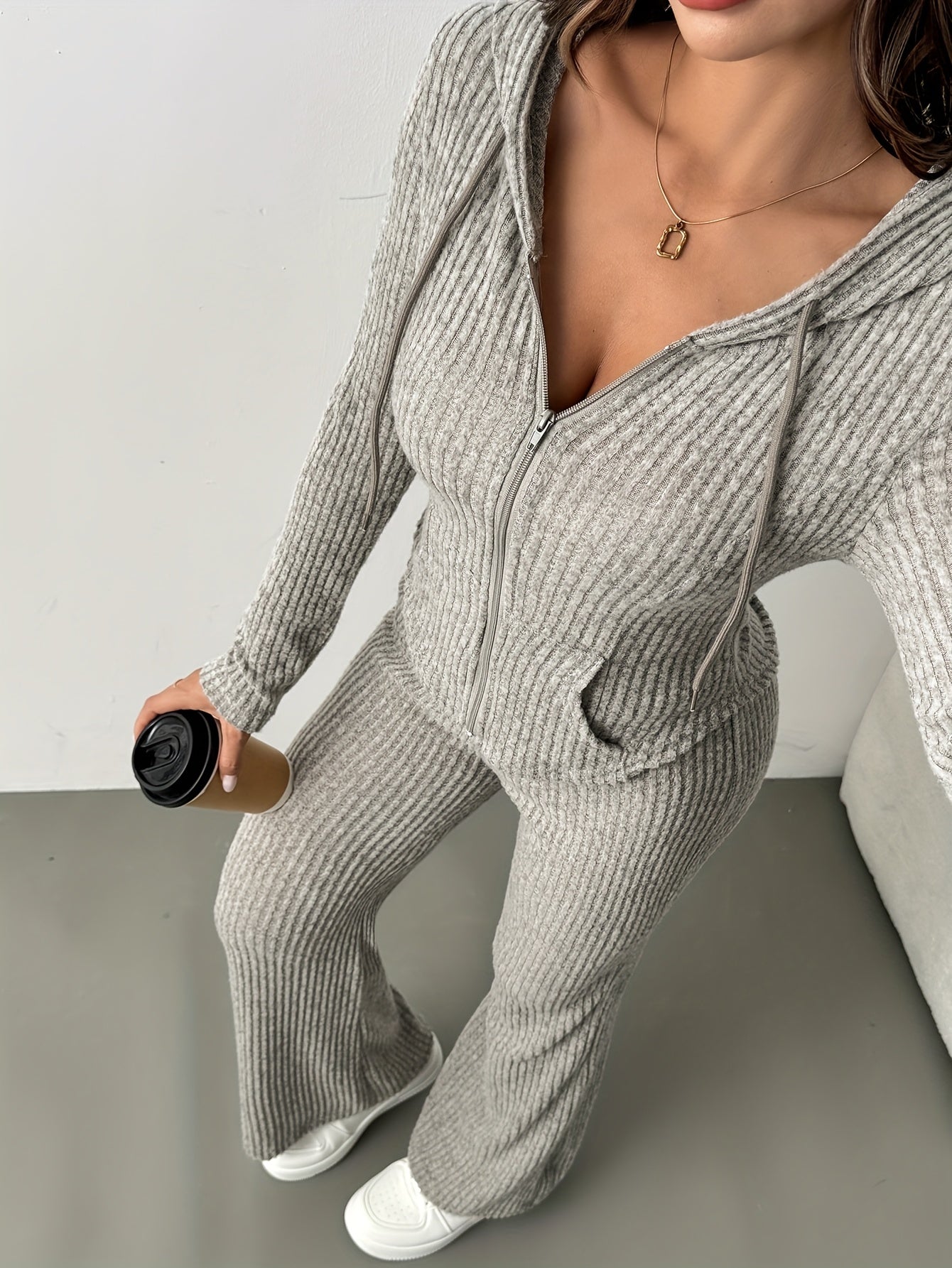 2pcs Women's Solid Color Hooded Zip-up Top and Casual Flared Pants Set - ayq