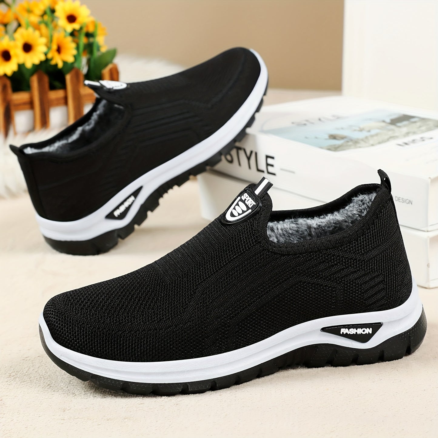 Կանացի մեծ չափսերի, բրդյա երեսպատումով տաք ձմեռային կոշիկներ, բազմակողմանի, հաստացված, փափուկ ներբանով, պարզ կոշիկներ