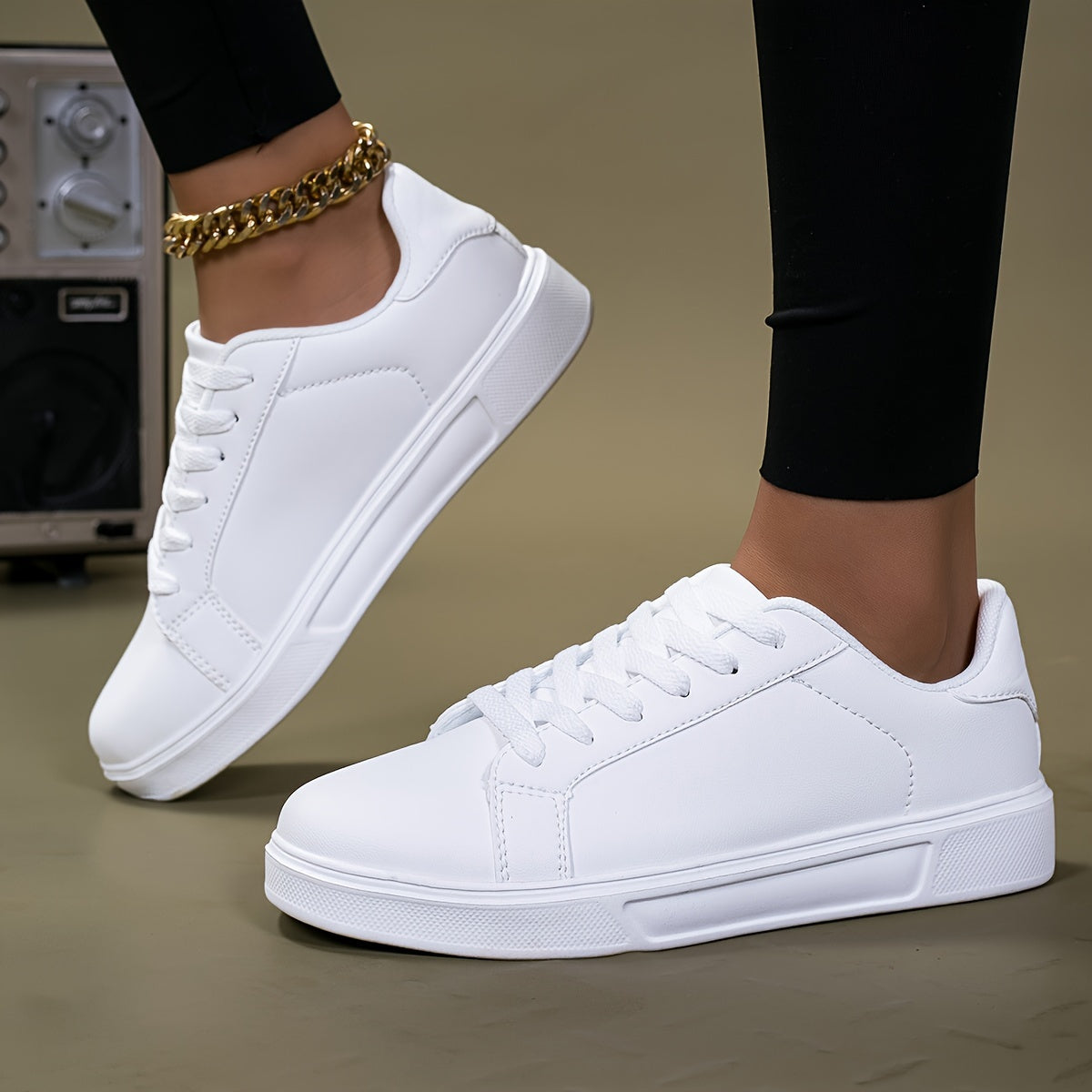 Low-Top Women'S Sneakers, New 2025 Autumn And Winter Breathable Hot-Selling White Shoes, Casual Flat Shoes for Spring And Autumn, All-Season White Women'S Skate Shoes, Perfect Gift for Friends And Family.