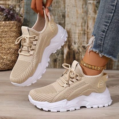Women's Lightweight Lace-Up Fly-Woven Sneakers for Outdoor Running