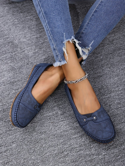 Large Size Trendy Retro Lightweight Metal Buckle Decorative Comfortable Soft Versatile Women's Flat Slip-On Shoes