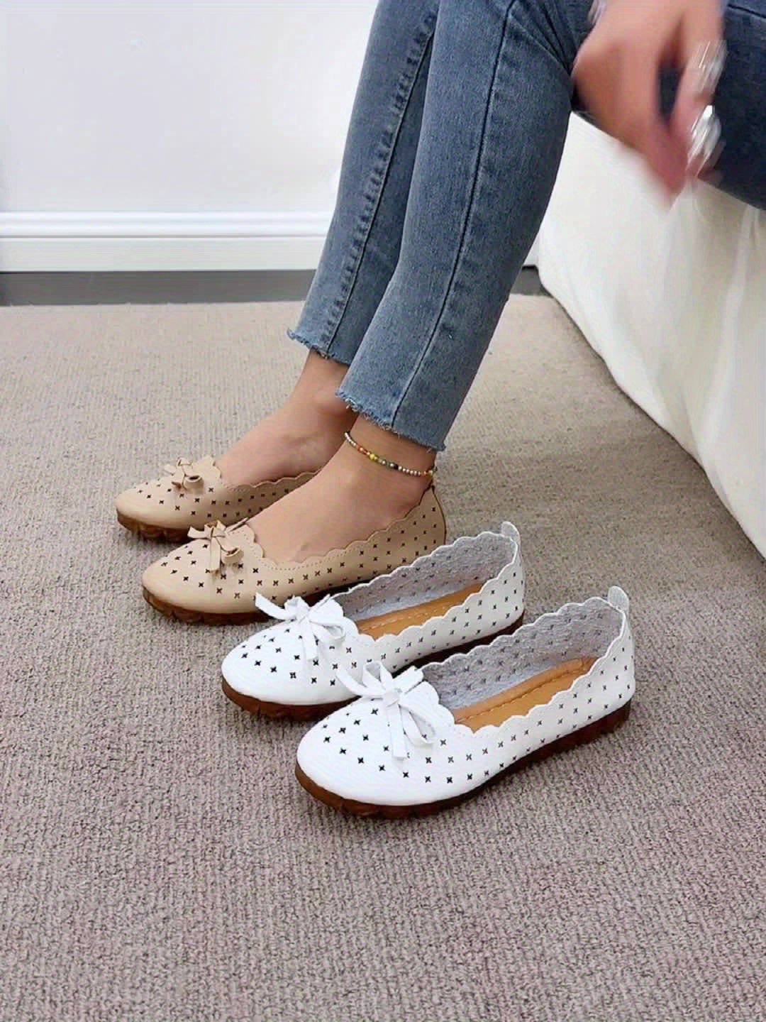 Women'S Non-Slip Soft-Soled Loafers with a Bow, New Summer Breathable Versatile Hollow-Out Flat Shoes for Nurses.