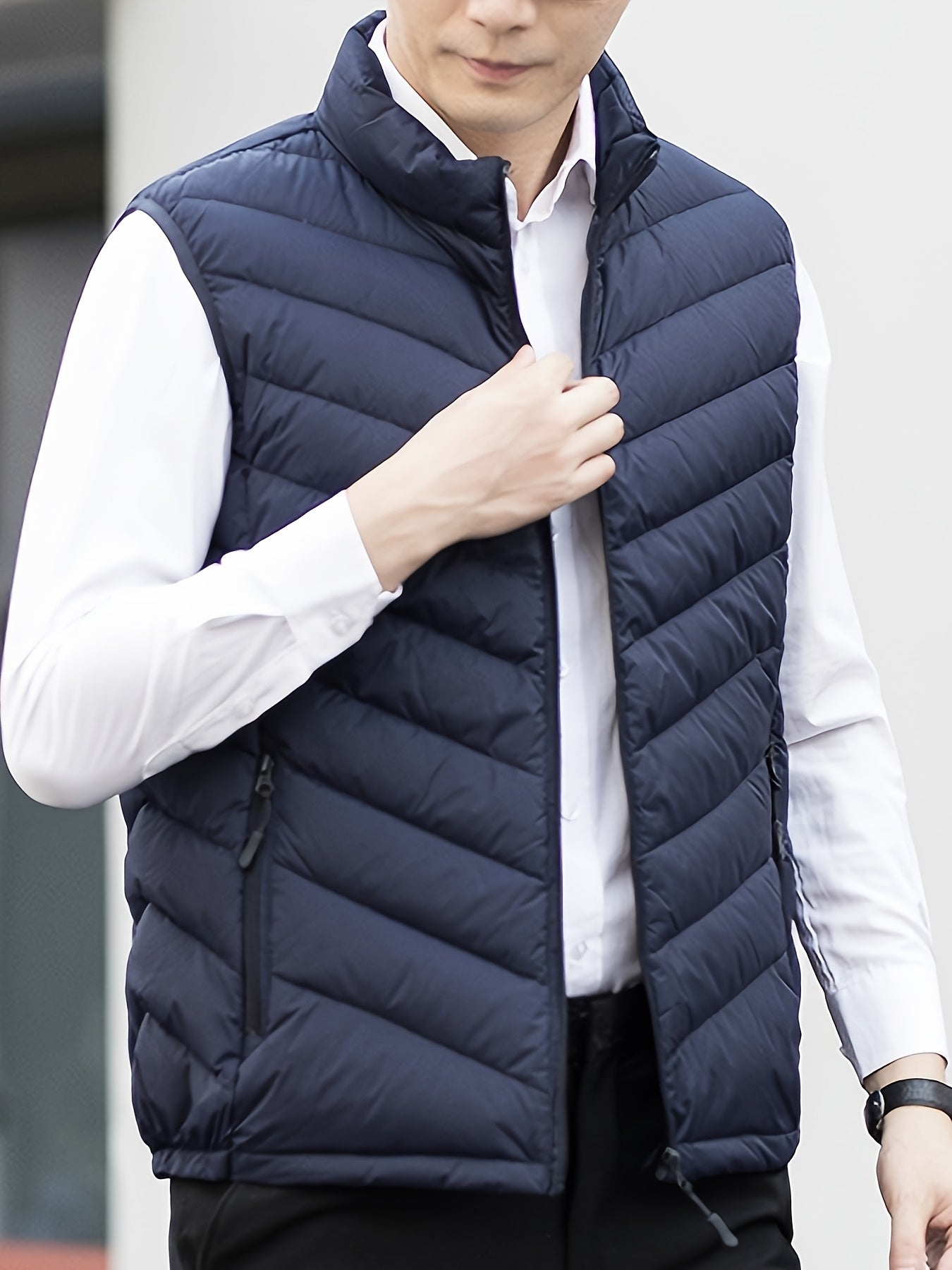Men's Winter Sleeveless Warm Vest Jacket, Casual Fashion Zippered Multi-Pocket Solid Color Stand Collar Black Thermal Gilet for Autumn/Winter Outdoor Leisure Sports Hiking Lightweight Waistcoat Coat