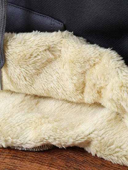 Christmas & Merry Christmas Letter Element Printed Women's Lined Hooded Sweatshirt, Thick and Warm Polyester Fabric Jacket, Suitable for Casual Composite Fabric Warm Clothing for Autumn and Winter Season