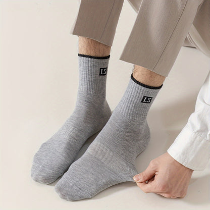 5/10 Pairs Of Men's Trendy Solid Crew Socks, Spring and Fall Breathable Comfy Casual Socks for Men's Outdoor Wearing All Seasons Wearing
