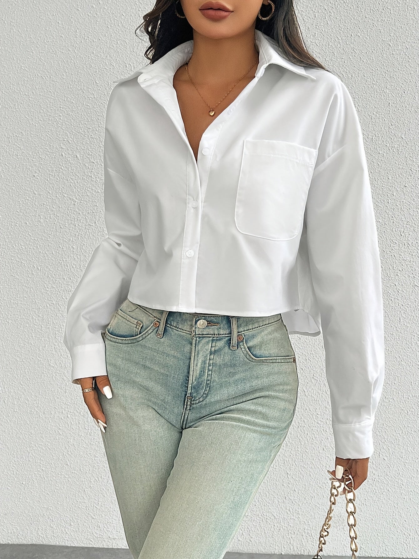 Elegant Women'S Solid Color Short Blouse with Front Pocket, 100% Polyester Woven Shirt, Versatile All-Season Top with Collared Neckline and Button-Up Closure