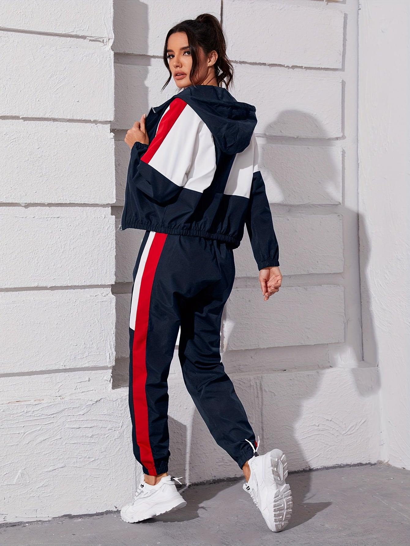 Women’s Thin Sports Leisure Suit Pullover Jacket & Pants