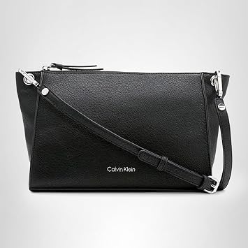 Calvin Klein Reyna կանացի կրծքակապ պայուսակ՝ էկո կաշվից