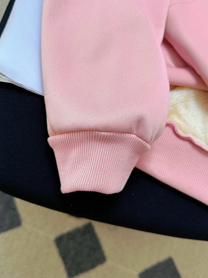 Կանացի մեծ չափսի ձմեռային տաք, գլխարկով սվիտեր՝ Շնորհավոր Սուրբ Ծնունդ և Շնորհավոր Նոր Տարի նախշերով - Հաստ բրդյա ծածկույթով մեծ չափսի սվիտեր, հարմարավետ, առօրյա սվիտեր Սուրբ Ծննդյան համար, Հելոուինի նվերներ, Սուրբ Ծննդյան սվիտեր, տոնական հագուստ,