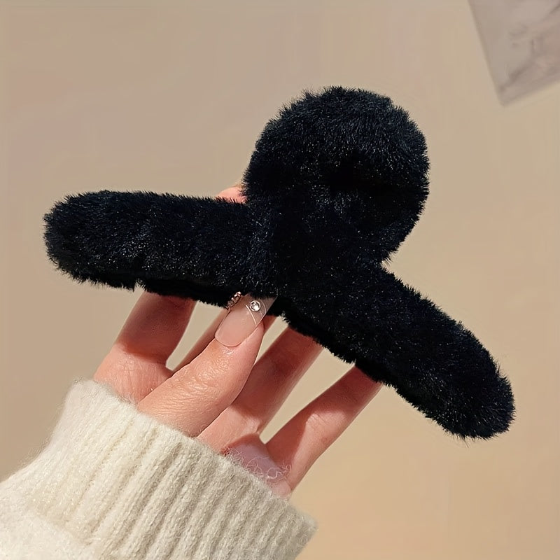 Set of Plush Large Hair Clips for Elegant & Minimalist Styles
