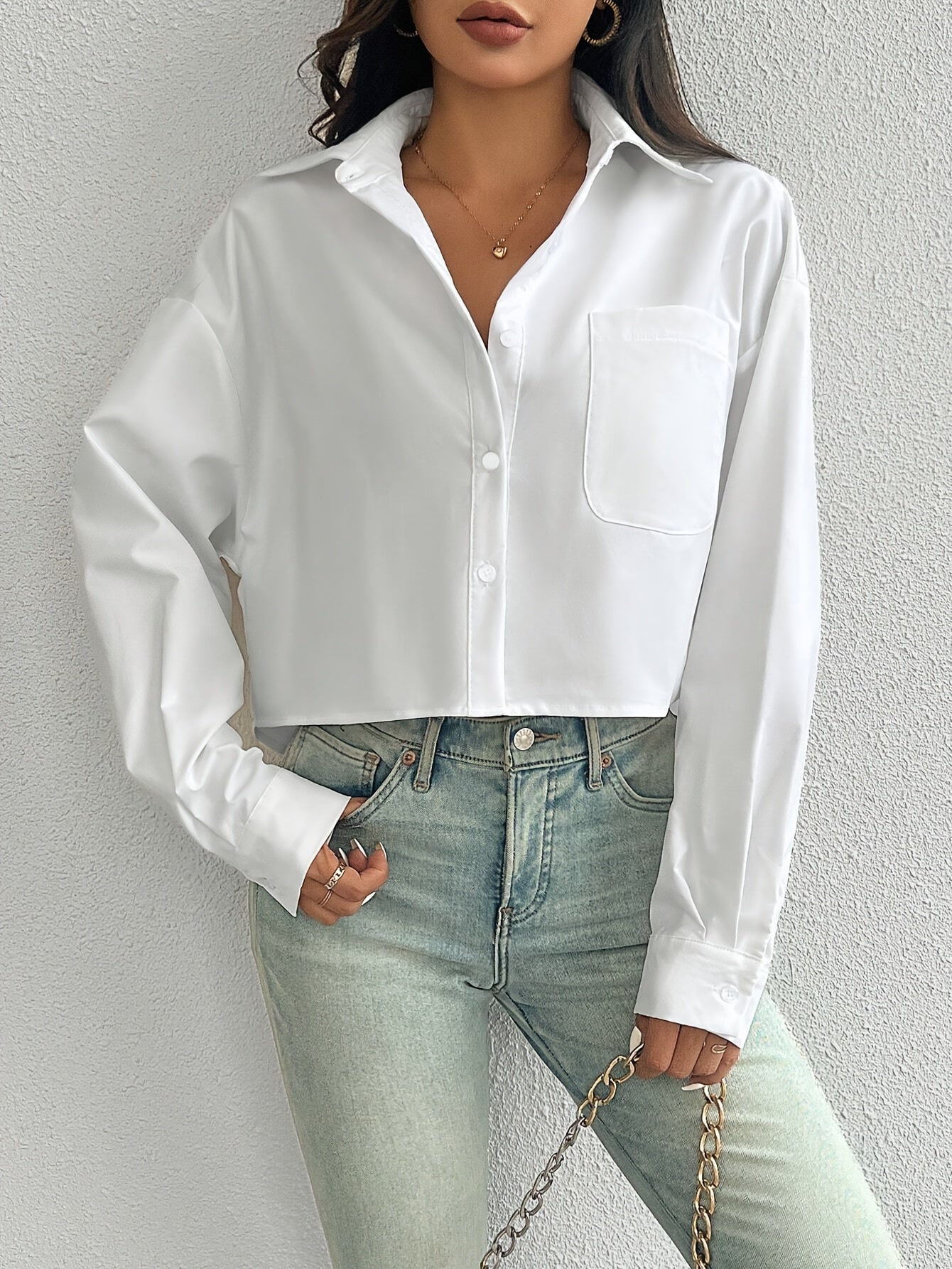 Elegant Women'S Solid Color Short Blouse with Front Pocket, 100% Polyester Woven Shirt, Versatile All-Season Top with Collared Neckline and Button-Up Closure