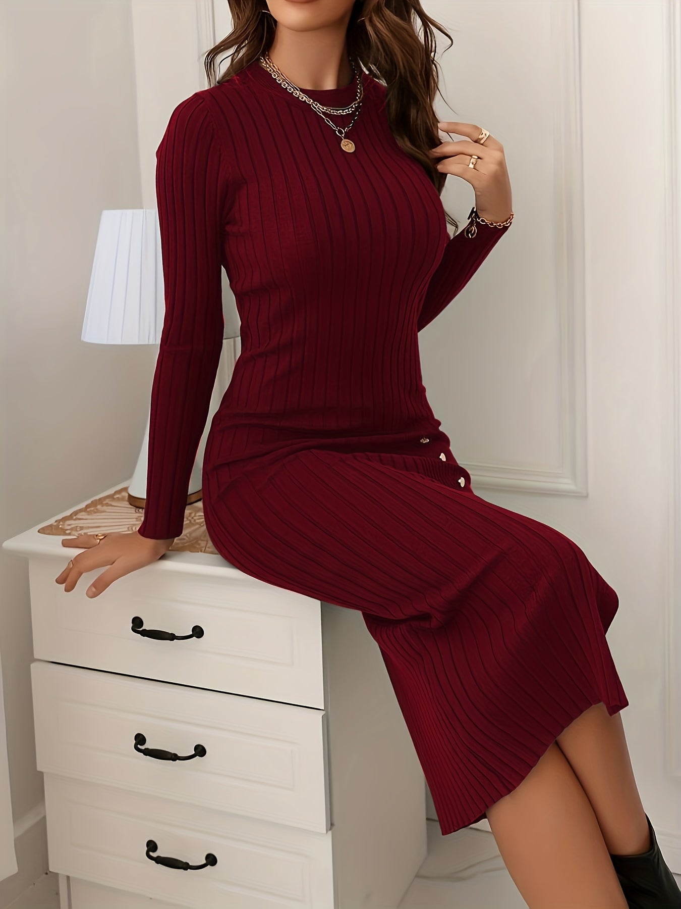 Միագույն, կողքից բացված, գոտի չունեցող, նեղ աշնանային-ձմեռային զգեստ 2111155665275355 Vika Targeted