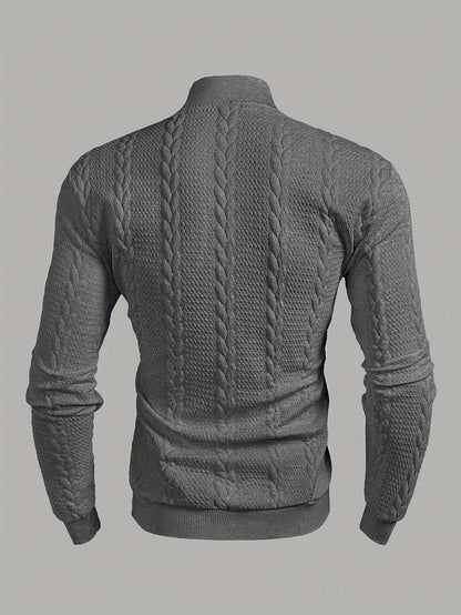 Տղամարդու գարնանային և աշնանային բարձր օձիքով միագույն, հեշտ ամրացվող, կողային կտորից վերնաշապիկ, պատրաստված հարմարավետ և մաշկի համար անվտանգ նյութից, կատարյալ է ինչպես առօրյա զբոսանքների, այնպես էլ աշնանային և ձմեռային սեզոնների ամենօրյա կրելու համար։