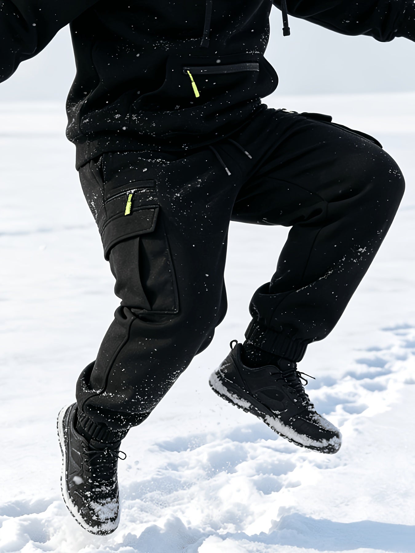 Men's Casual Hooded Tracksuit Set with Zipper Pockets
