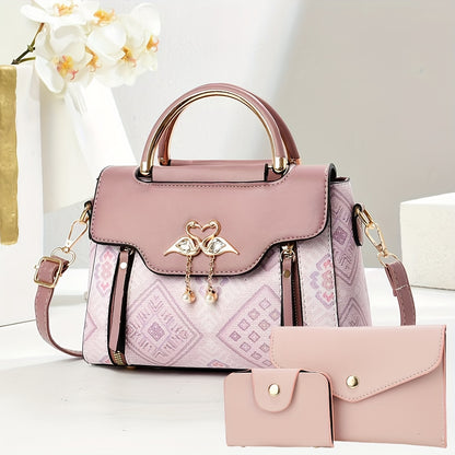 Կանացի պայուսակների հավաքածու՝ երեք հատից բաղկացած. տպագիր ուսի պայուսակներ, ոճային ձեռքի պայուսակներ և բազմակողմանի ուսապարկեր՝ մարմնին կպցնելու համար