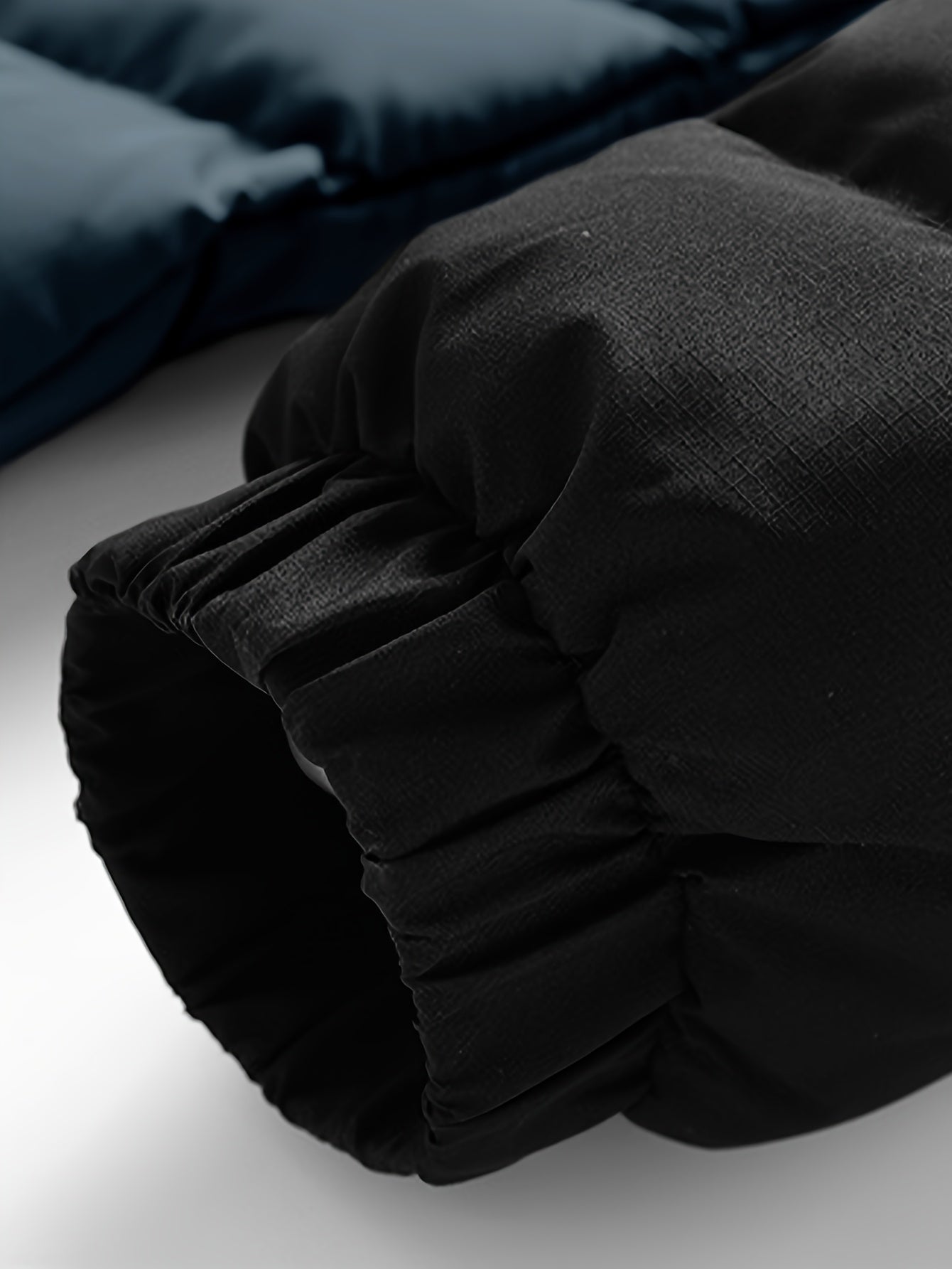 Men'S Winter Jacket with Detachable Hood - Black & Green Color Block, Zip-Up Casual Coat, Long Sleeve, Polyester Lining, Pockets, Regular Fit for Fall/Winter Outdoor Wear, Winter Coat, Fall Outerwear, Trendy Winter Jacket, Du