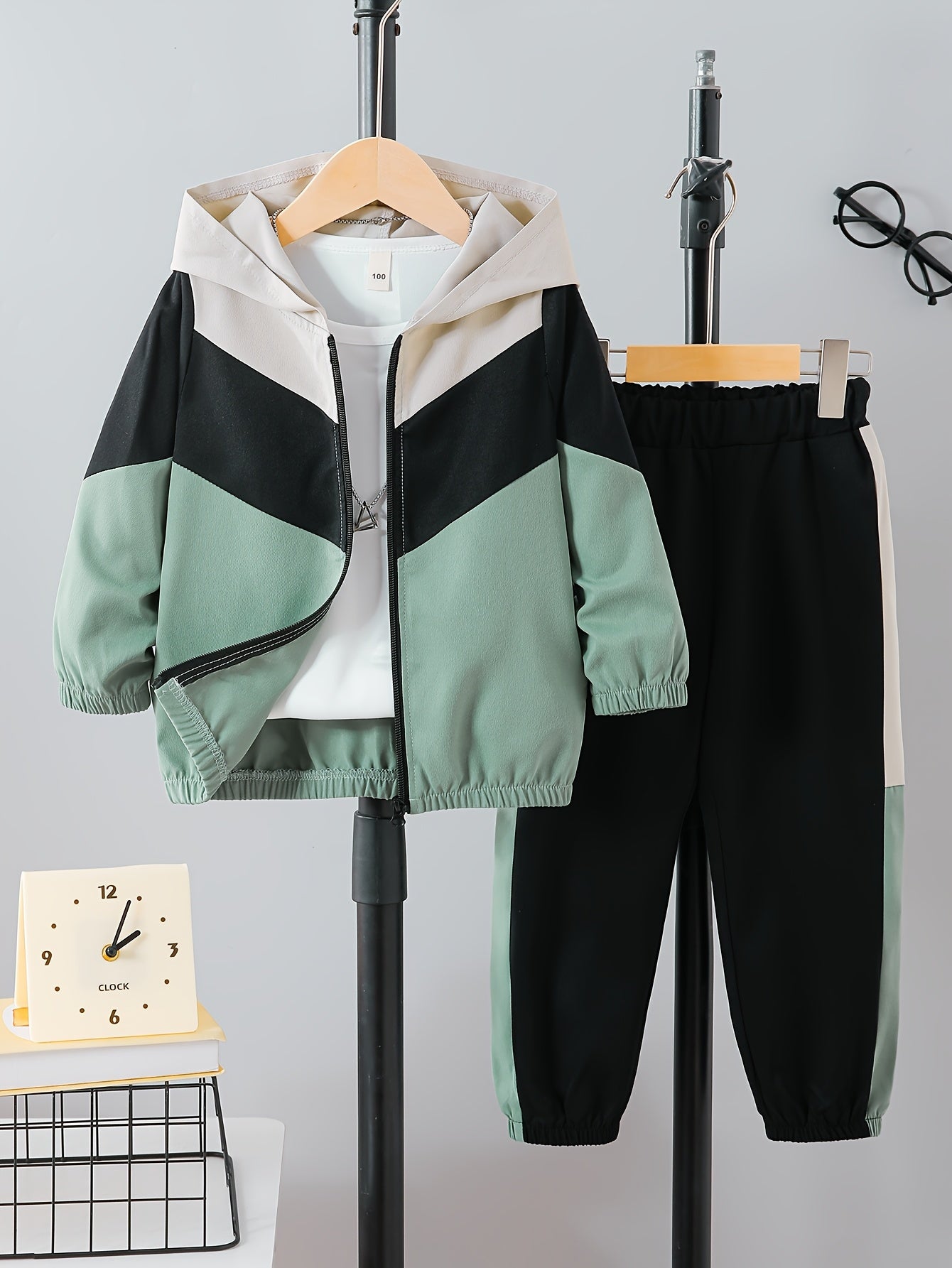 Boys' Casual Color-Block Hooded Jacket and Pants Set