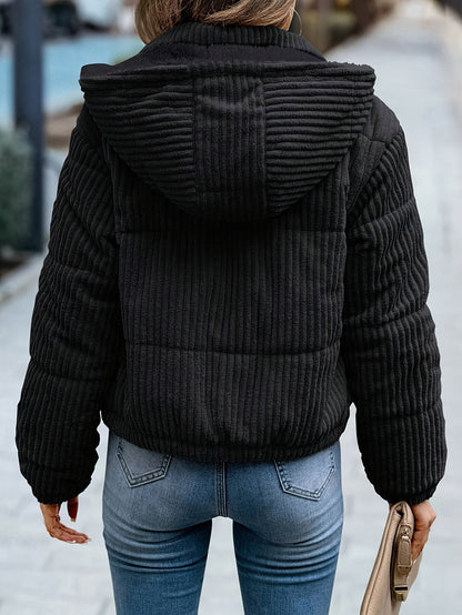 Կանացի հարմարավետ բրդյա գլխարկով բաճկոն - փափուկ, տաք և հարմարավետ՝ կայծակաճարմանդով առջևի մասով, գրպաններով և կոճակներով առջևի մասով՝ աշնանային և ձմեռային, ձմեռային վերարկու