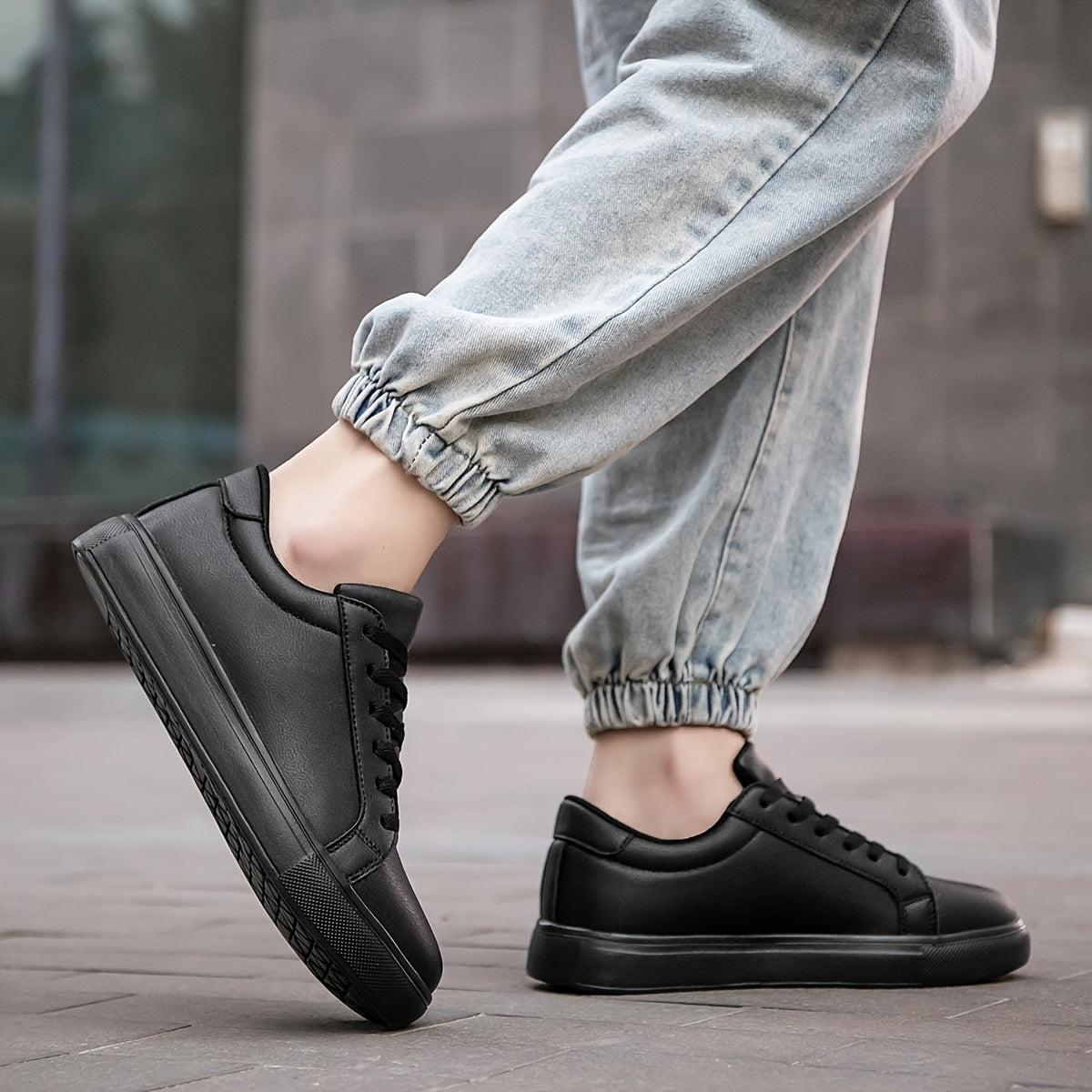 Unisex Low-Top Skate Sneakers for Men & Women Plus Size