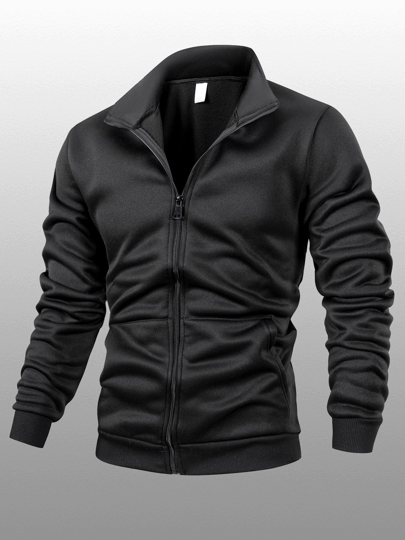 Տղամարդու միագույն բրդյա բաճկոն՝ կանգնած օձիքով, կայծակաճարմանդով, երկար թևքերով, սպորտային, առանց գլխարկի, մեծ կողային գրպաններով, հարմար է ամենօրյա կրելու, բացօթյա գործունեության, լեռնագնացության համար