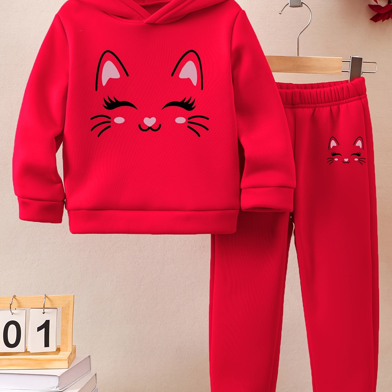 Աշուն/Ձմեռ ժպիտով դեմքով կատվիկի գրաֆիկական նախշերով տաք բրդյա գլխարկով սվիտեր և սպորտային տաբատ աղջիկների համար, զբոսանքի համար