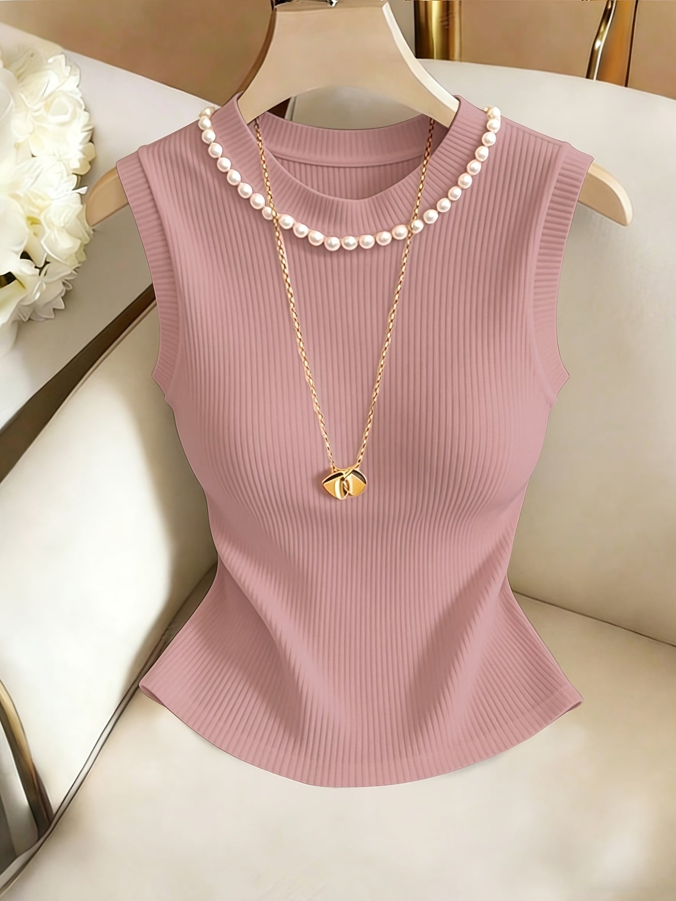 Women’s Elegant Pearl-Embellished Sleeveless Slim-Fit Top