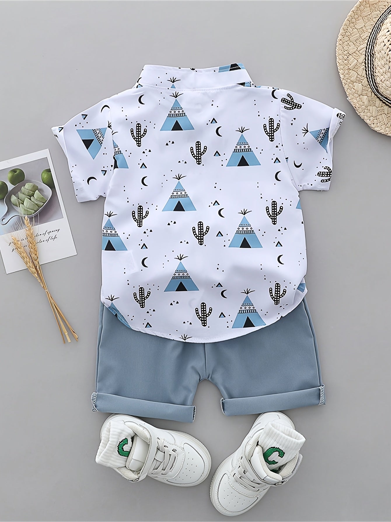 Boys' Casual Summer T-Shirt and Shorts Set with Pyramid Print