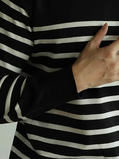 Single-Pack Men's Striped Crewneck Sweater - Classic Casual Striped Knitwear in Black and White, Ultra-Soft Premium Knit Fabric, Suitable for Daily Fashion, Casual and Urban Style