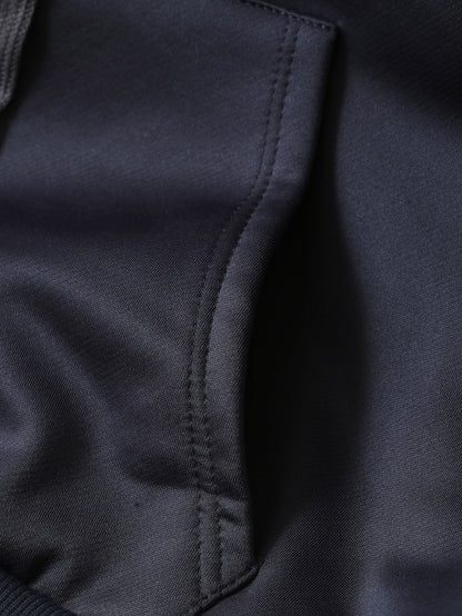 Սուրբ Ծննդյան և վանդակավոր ընձառյուծի նախշերով տոնածառի նախշերով կանացի շարված վերնաշապիկ, հաստ և տաք պոլիեսթերային գործվածքով բաճկոն, հարմար է աշնանային և ձմեռային սեզոնի համար նախատեսված առօրյա կոմպոզիտային տաք հագուստի համար։