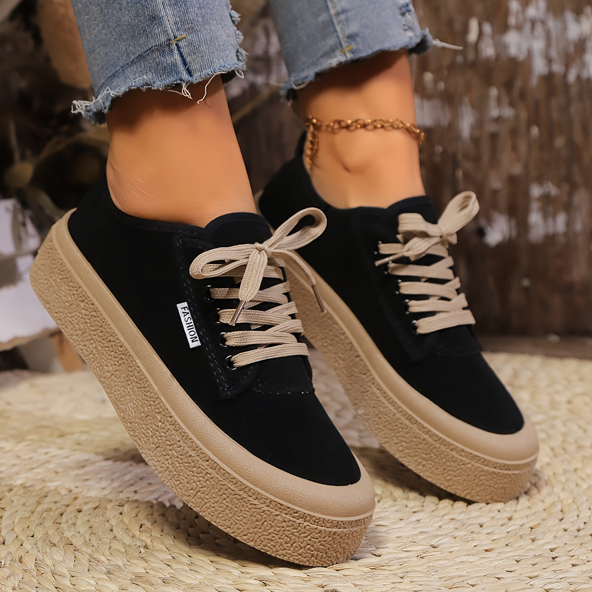 Women's Casual Lace-Up Shoes, Low-Top Round Toe, Black PVC Sole