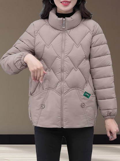 Կանացի ոճային ձմեռային վերարկու՝ սև, եղևնու ոսկեզօծ նախշով, լայնացած եզրով և H-աձև ուրվագիծով, երկար թևքերով, չձգվող գործվածքով, միայն ձեռքով լվացվող, ճապոնա-կորեական ոճով՝ առօրյա և պաշտոնական առիթների համար։