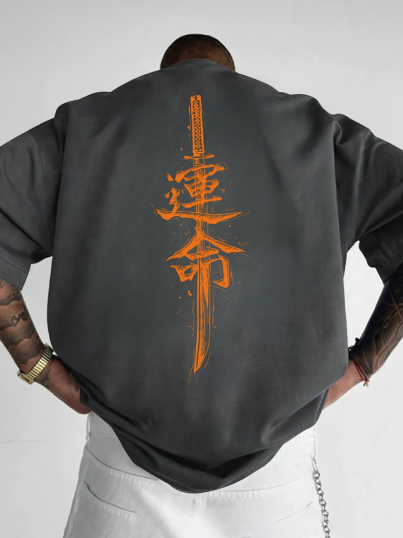 Men'S Japanese Samurai Sword Graphic T-Shirt - Casual Loose Fit Crew Neck, Short Sleeve Tee with Red Stylized Japanese Katanas Design, Breathable Polyester for Spring  Summer Outdoor Wear