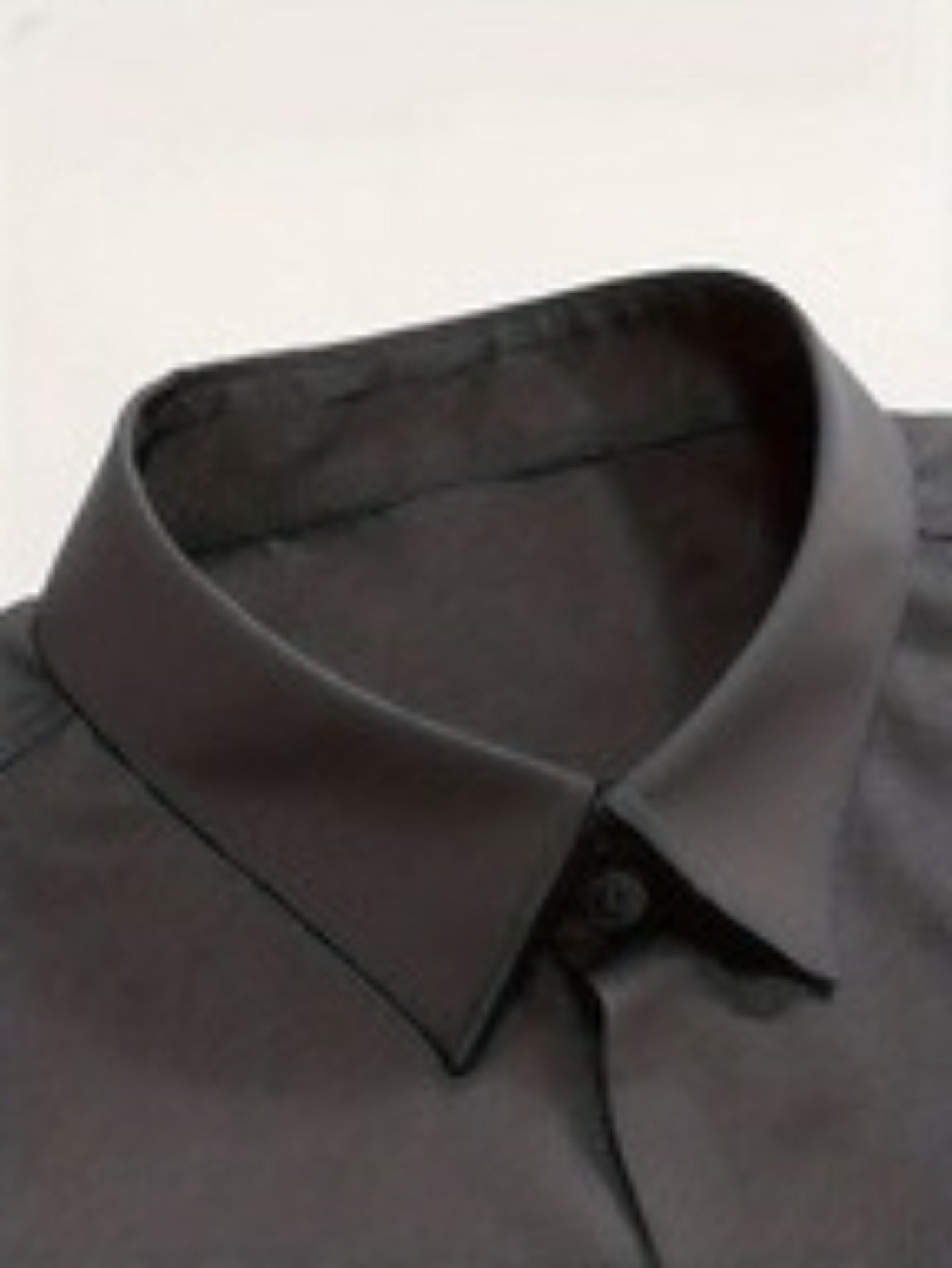 Men's Casual Minimalist Logo Print Shirt for Spring and Fall