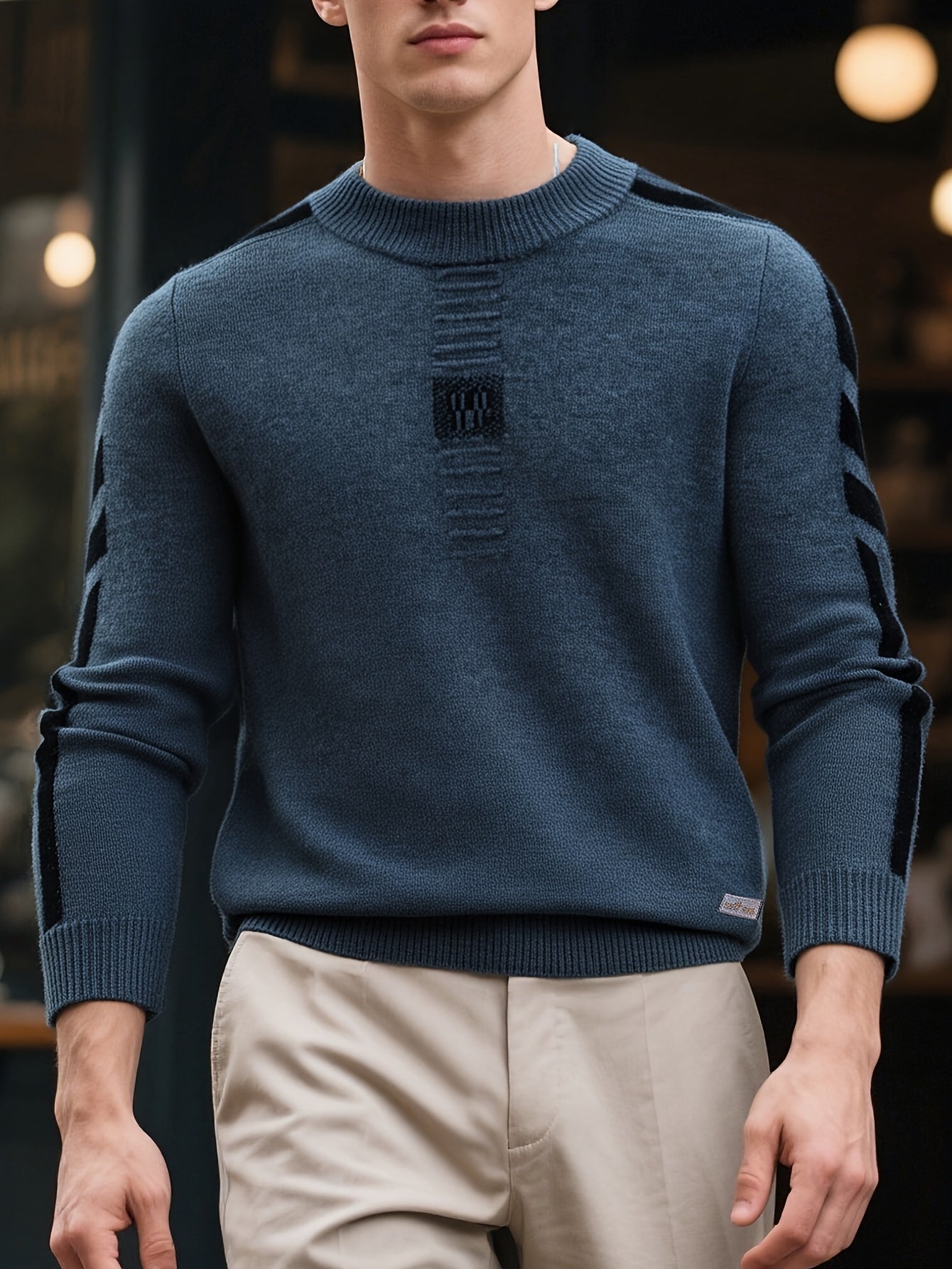 This Thick, Round-Neck Long-Sleeve Sweater for Men Features a Soft And Comfortable Design with Stylish Striped Edges, Perfect for Outdoor Gatherings And Everyday Wear, And Can Be Layered