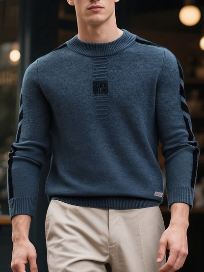 This Thick, Round-Neck Long-Sleeve Sweater for Men Features a Soft And Comfortable Design with Stylish Striped Edges, Perfect for Outdoor Gatherings And Everyday Wear, And Can Be Layered