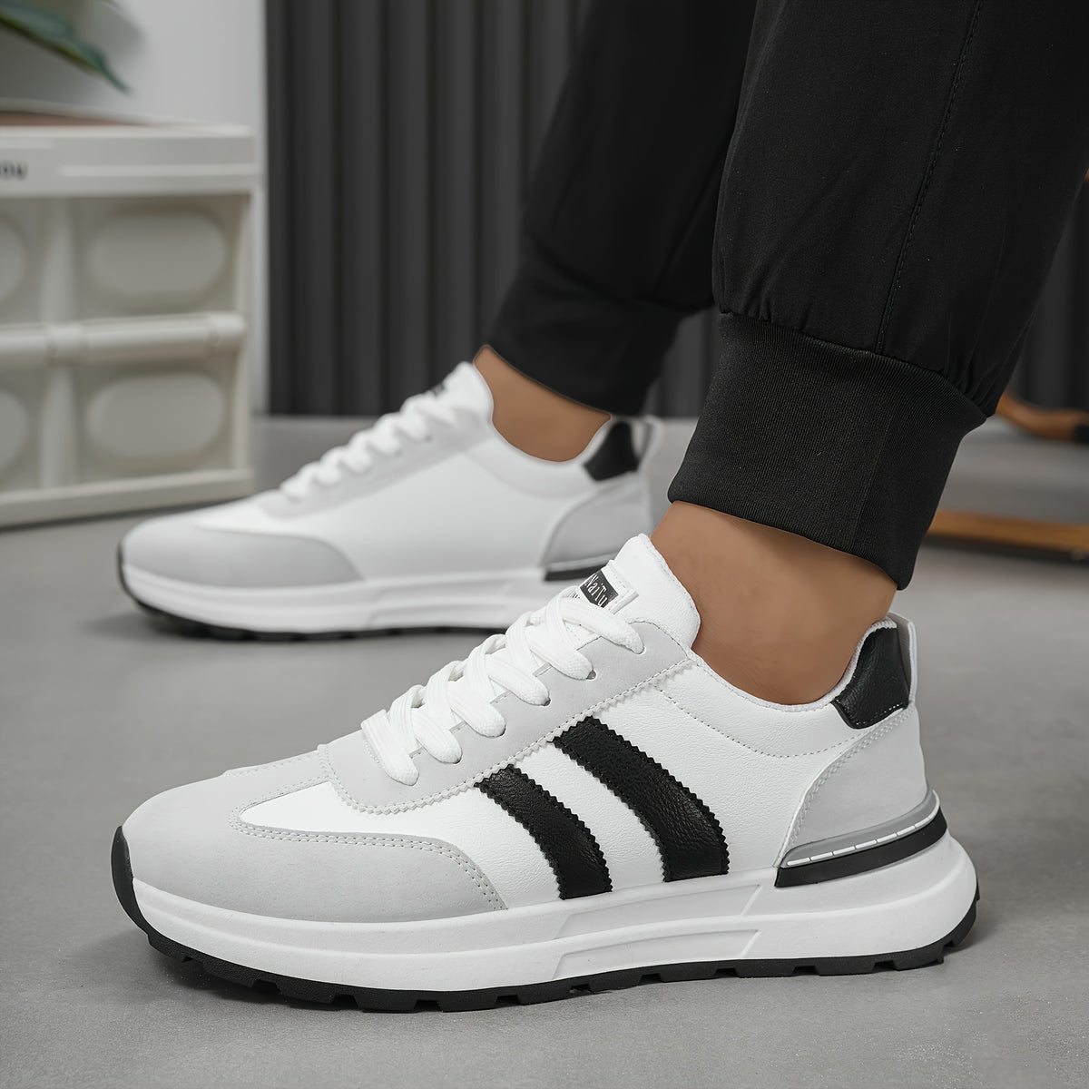 Men's Lightweight Casual Running Sneakers with Strong Grip