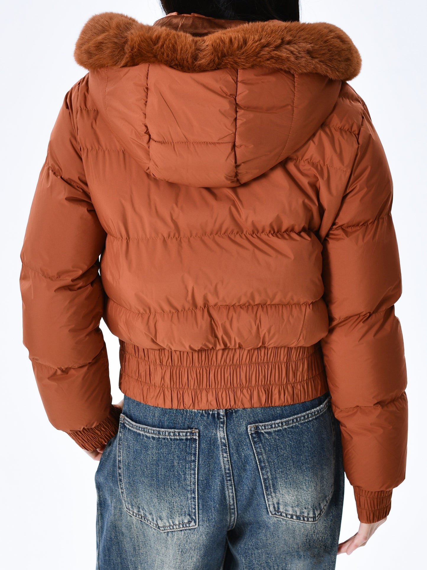 Էլեգանտ պոլիեսթերային բարձիկով կանացի բաճկոն - 2024 թվականի նորաձև կարճ միագույն վերարկու՝ հաստ արհեստական ​​մորթուց օձիքով, երկար թևքերով, կայծակաճարմանդով, գործված - Ձմեռային ջերմություն, առօրյա վերնազգեստ