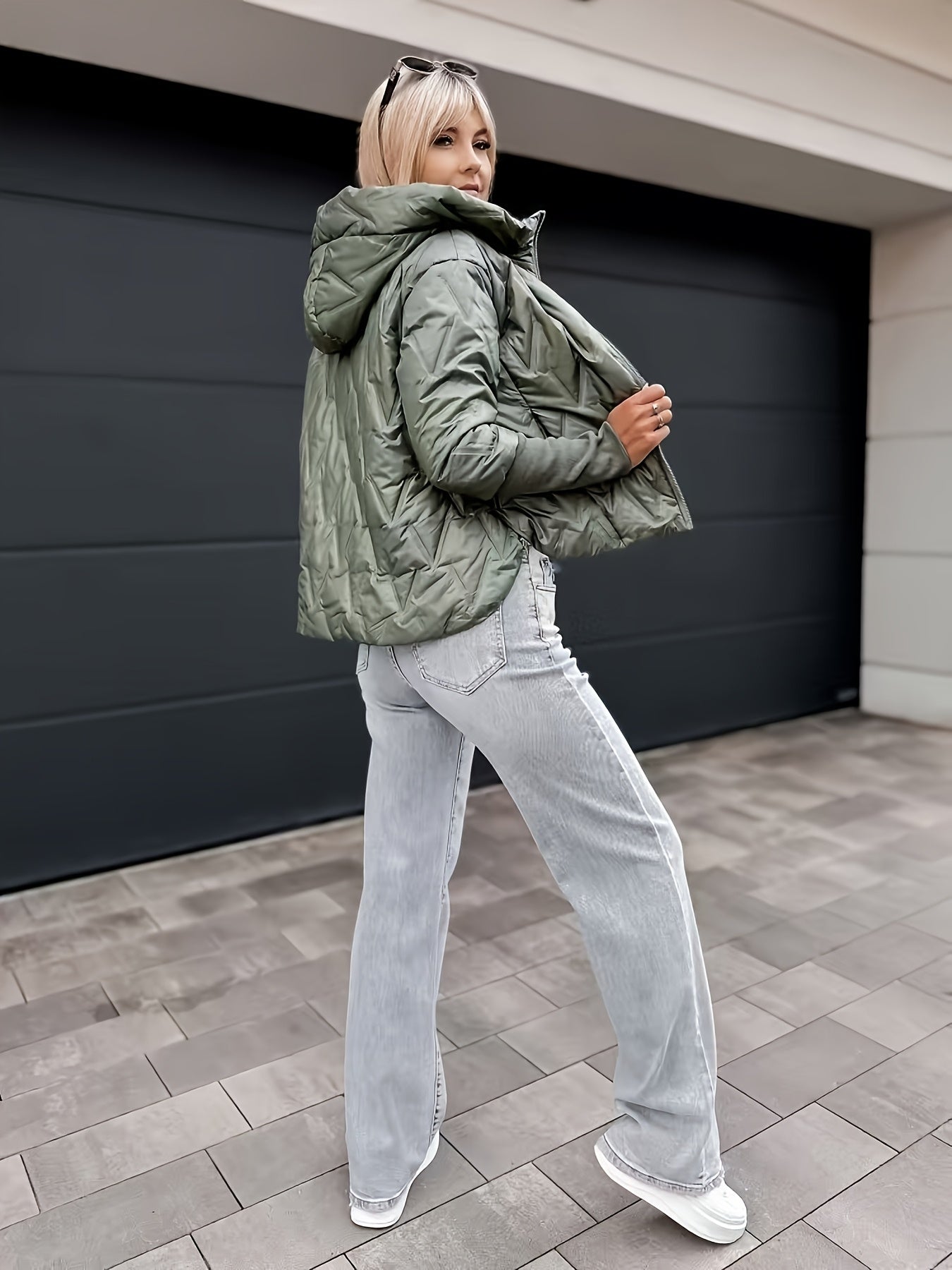 Կանացի թեթև, երկարաթև, գլխարկով և կայծակաճարմանդով բաճկոն - ամենօրյա, միագույն, տաք և նորաձև աշուն/ձմեռ, իդեալական է ամենօրյա հագուստի համար, ամենօրյա ձմեռային հագուստի համար | Գլխարկով և կայծակաճարմանդով բաճկոն | Կայծակաճարմանդով բաճկոն